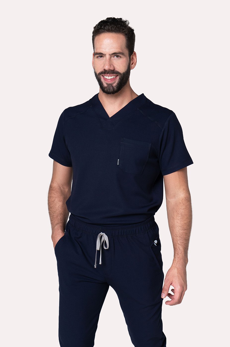 Hombre usando Filipina Fresh Navy de Work & Chill